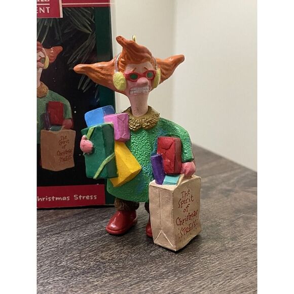 Hallmark Keepsake THE SPIRIT OF CHRISTMAS STRESS Maxine Ornament vintage 1992 - Picture 3 of 7